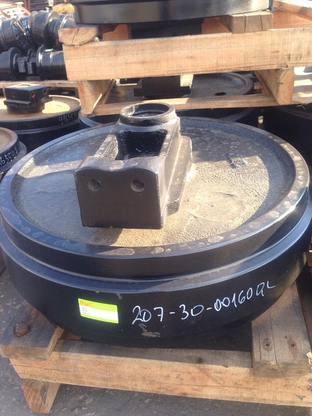 207-30-00161-HSB КОЛЕСО НАПРАВЛЯЮЩЕЕ PC300-7/8M0 (3 отв) 207-30-00690 запчасти от Ла-спецтрак