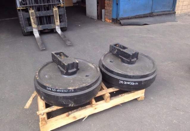 208-30-00221 Натяжное колесо запчасти от Ла-спецтрак