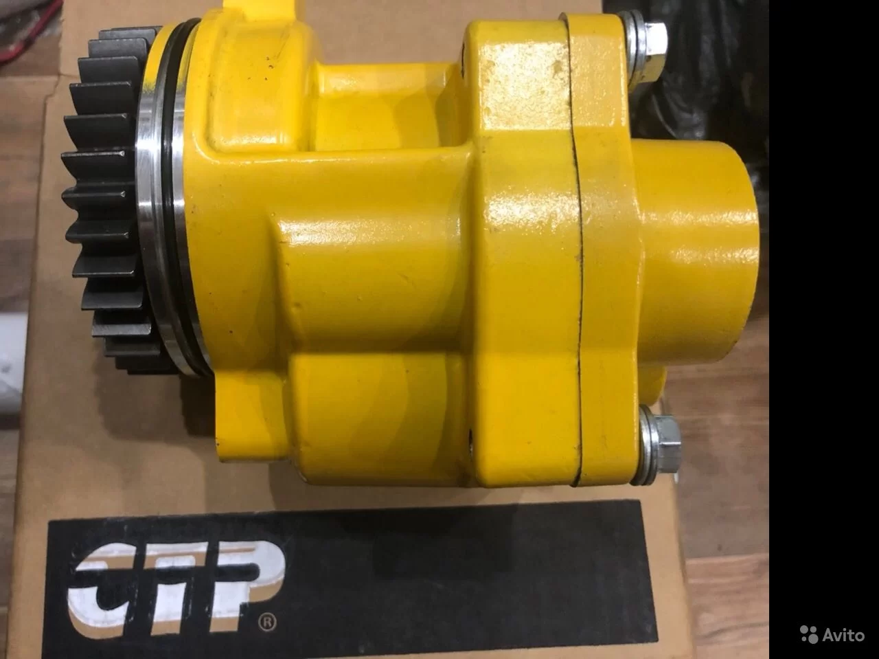 2335220 Насос масляный CAT C-12 запчасти от Ла-спецтрак